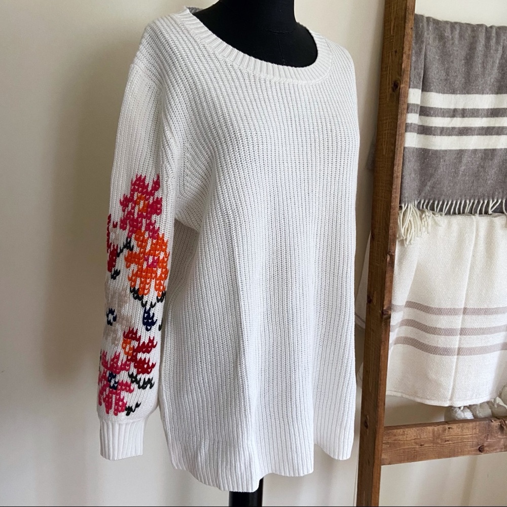 Lane Bryant Sweater Knit Chunky Cross Stitch Embroidered White Orange Size 14/16